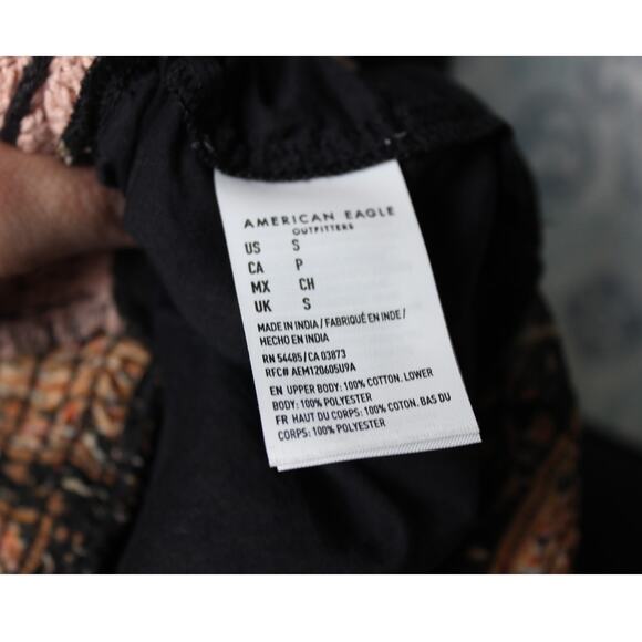 American Eagle Boho Crochet Halter Crop Top‎ Size Small - Picture 6 of 8